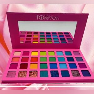 NEW SHE BELIEVED SHE COULD SO SHE DID EYE SHADOW PALETTE BELLA FOREVER